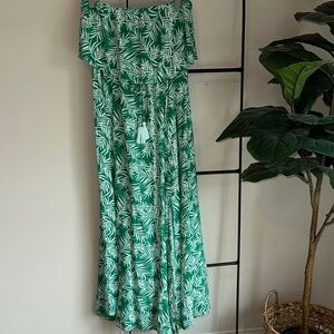 Green Leaf Print Strapless Maxi Dress